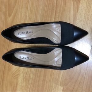 NEVER WORN Ellen Tracy Black Heels